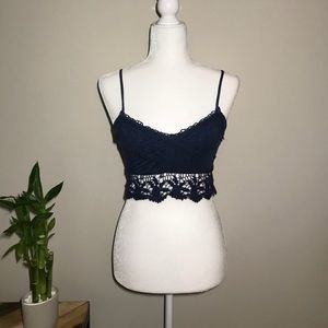 Forever 21  lace Crop Top